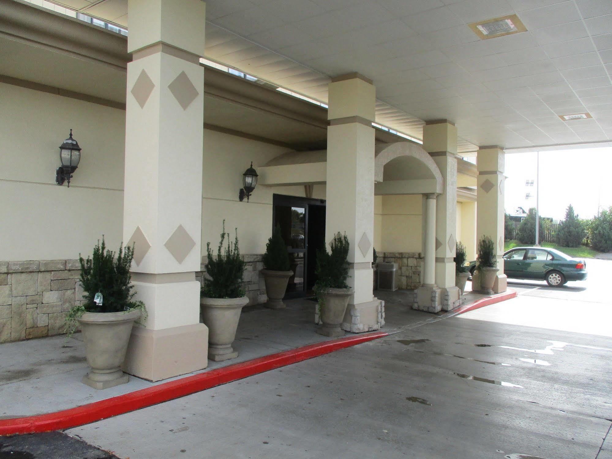 Best Host Inn Plaza Kansas City Luaran gambar